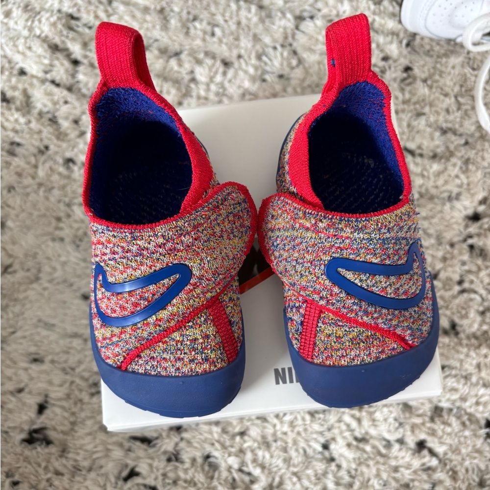 Nike swoosh 1